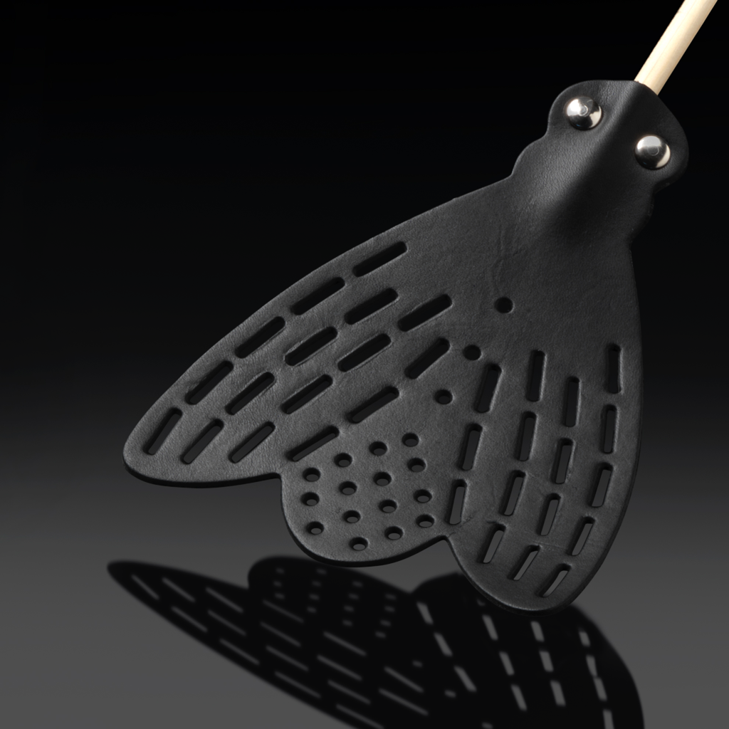 Essey - Tarmo Likki Fly Swatter: Black