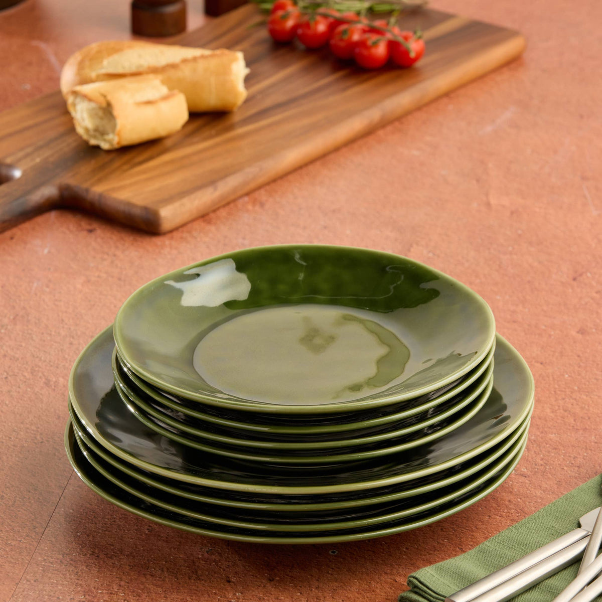 Verde Salad Plate 9in