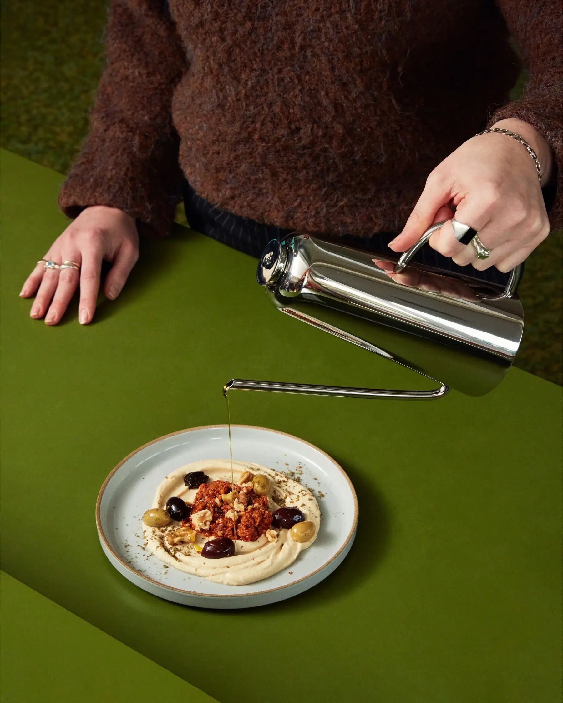Dripless Oil Can