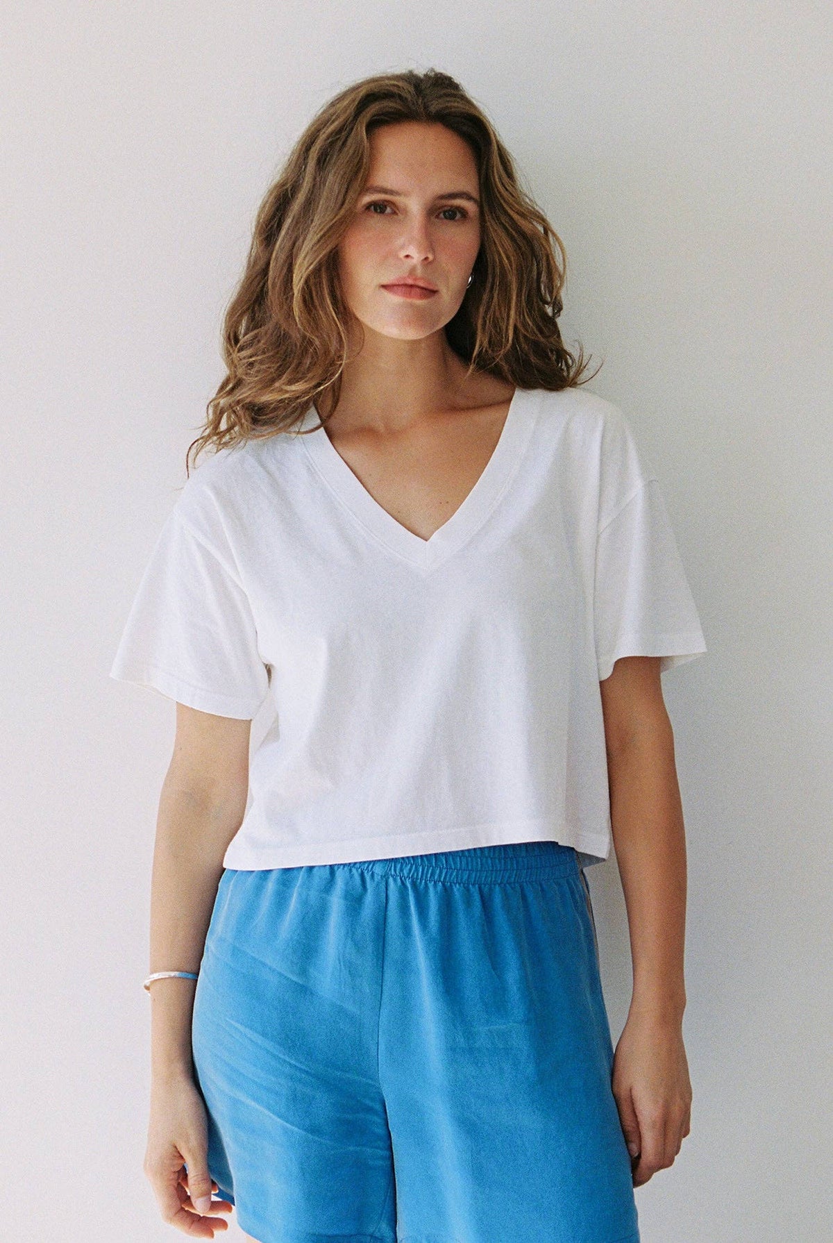 Deep V Tee: White / M