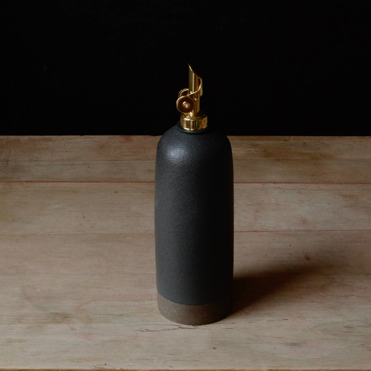 Oil Bottle - Black - 22 Ounces