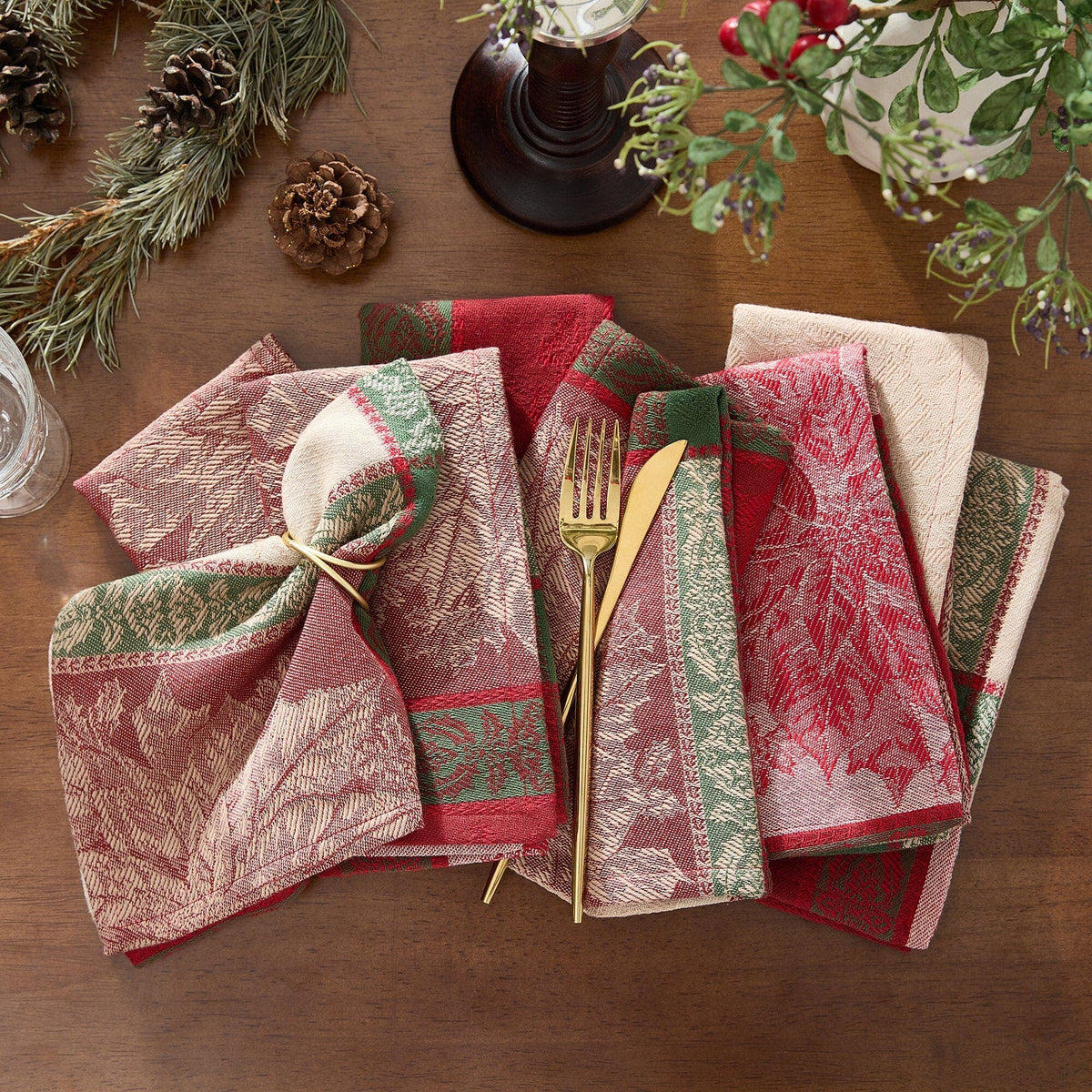Poinsettia Jacquard Napkin Set of 8