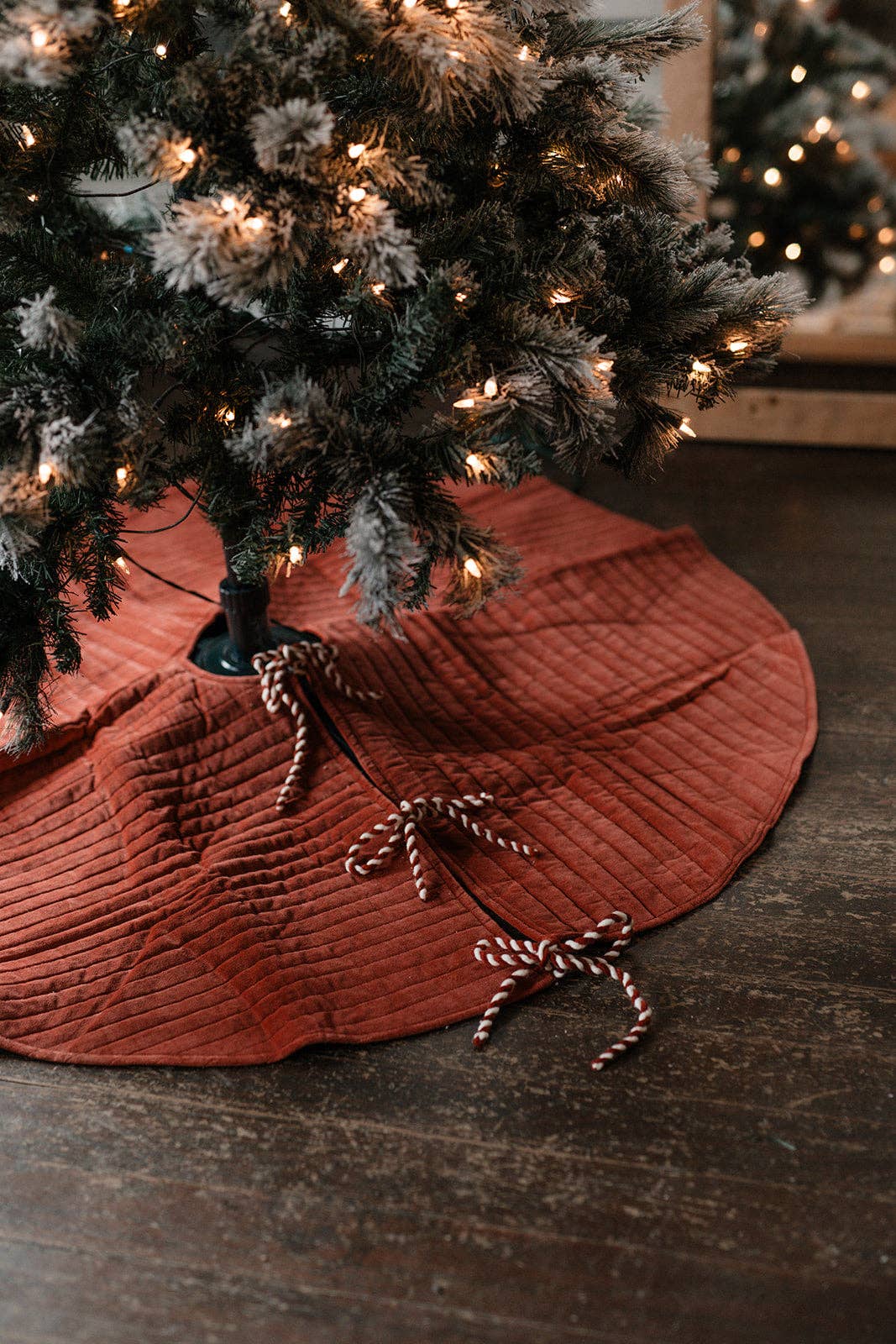 Vivian Tree Skirt