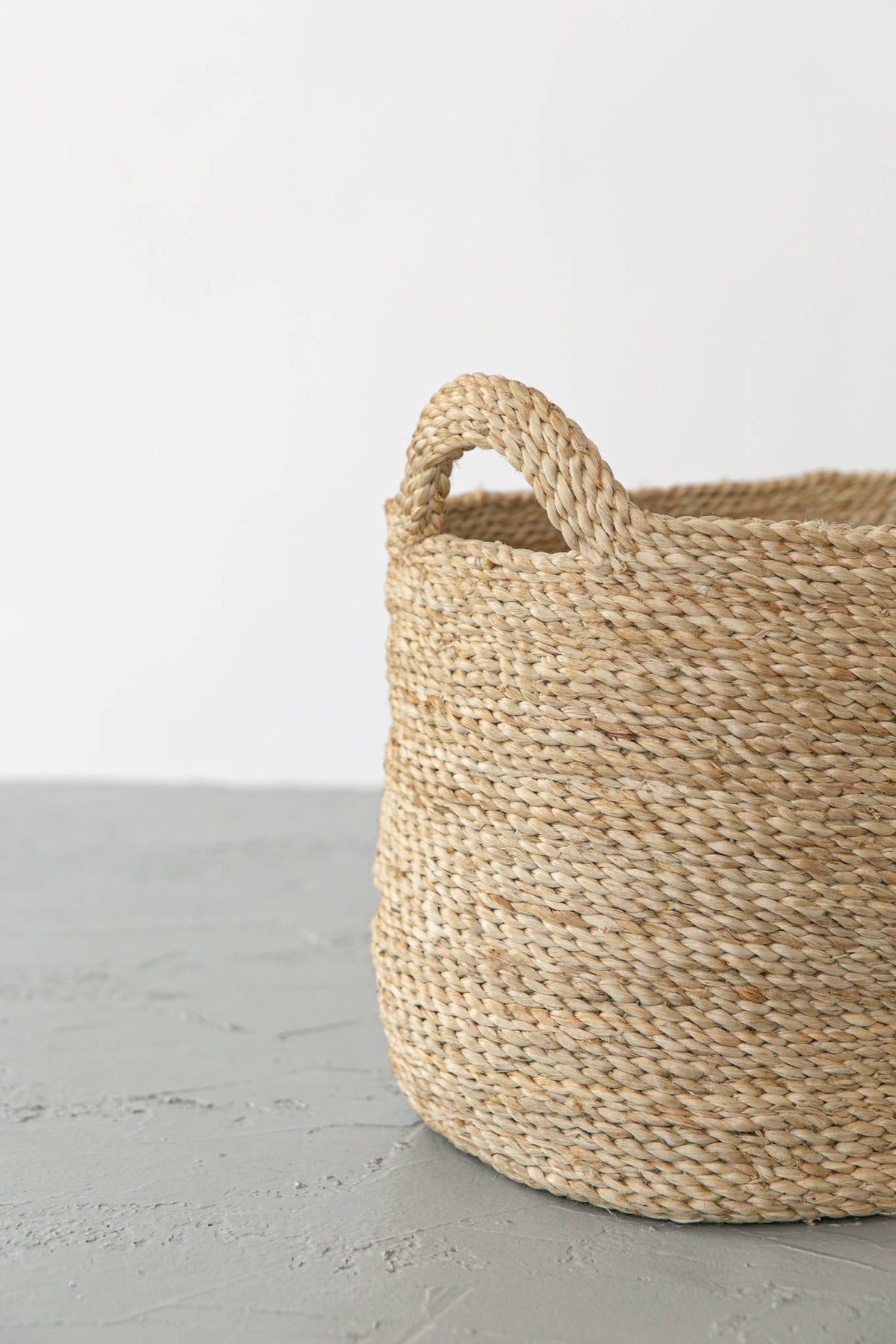 Oval Basket with handle, jute - natural: Large