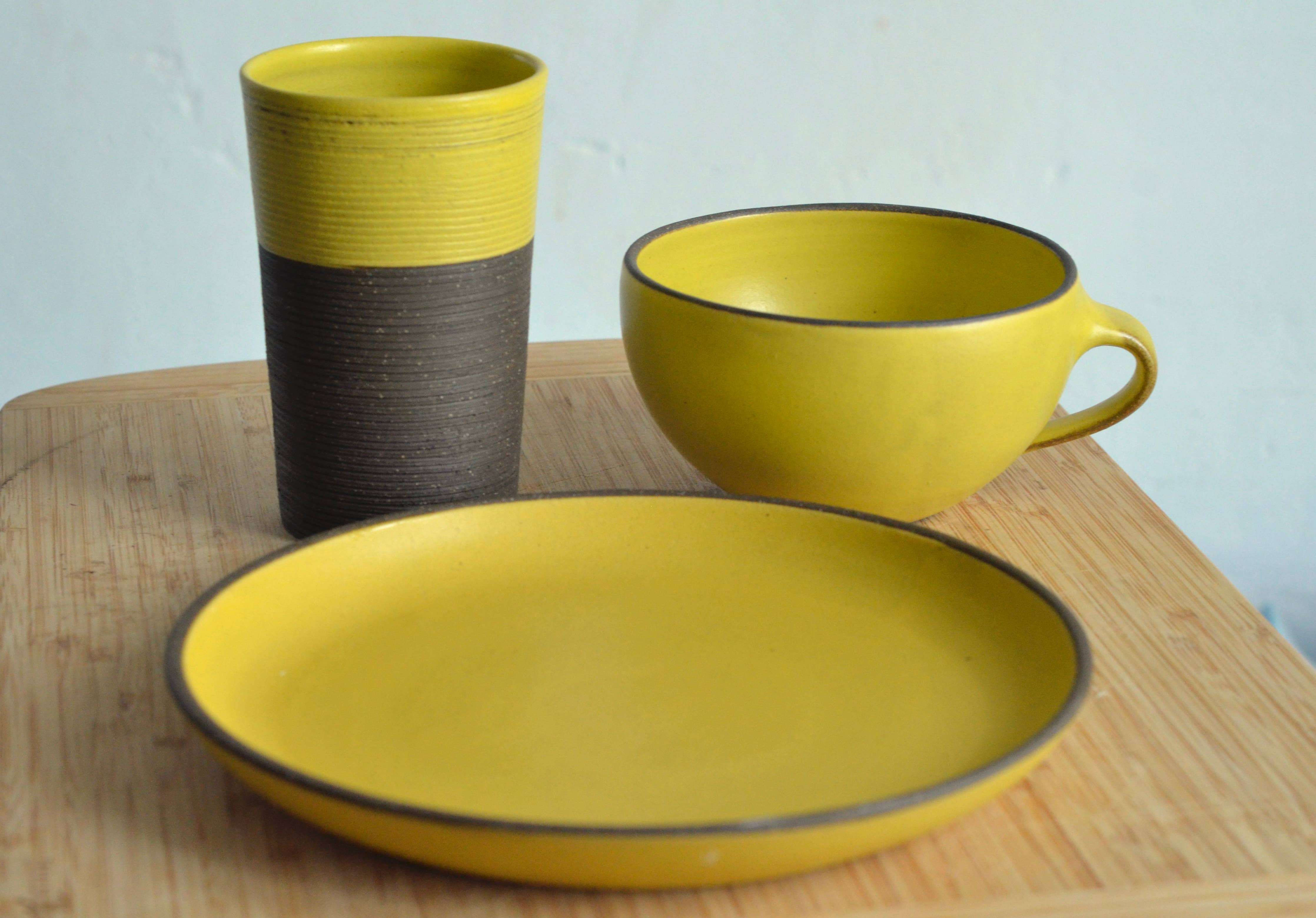 Latte Mug - Yellow - 16 ounces