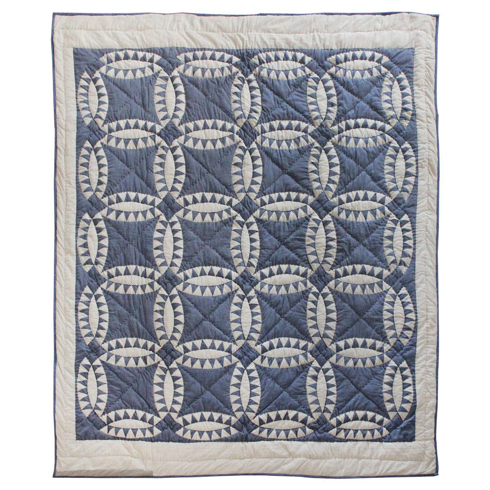 Blue Wedding Ring Quilt, Patchworked cotton Quilts.: Crib / Baby Quilt