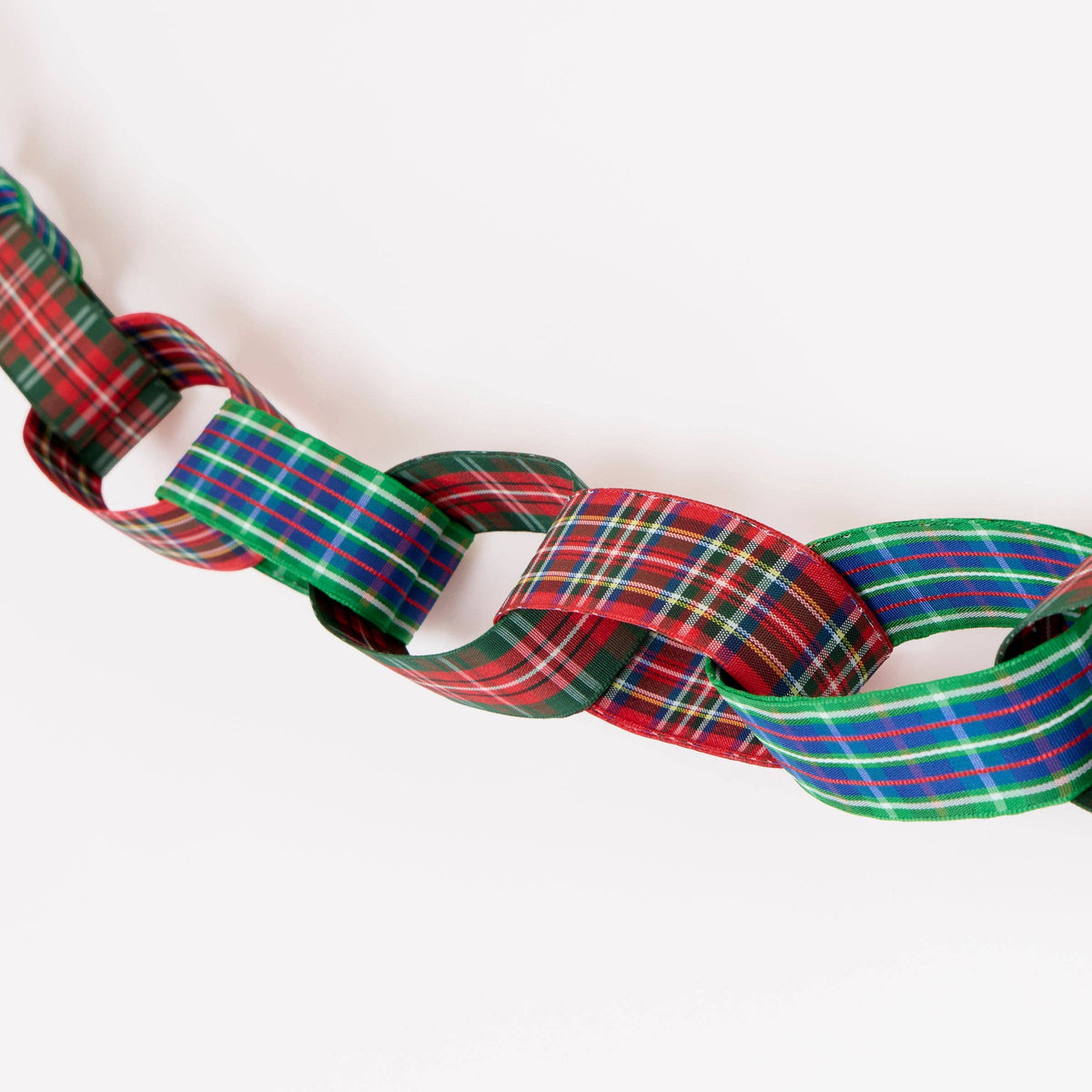 Tartan Chain Link Garland
